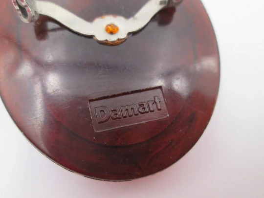 Broche mujer Damart con camafeo femenino. Celuloide Lucite. Prendedor metal. 1980