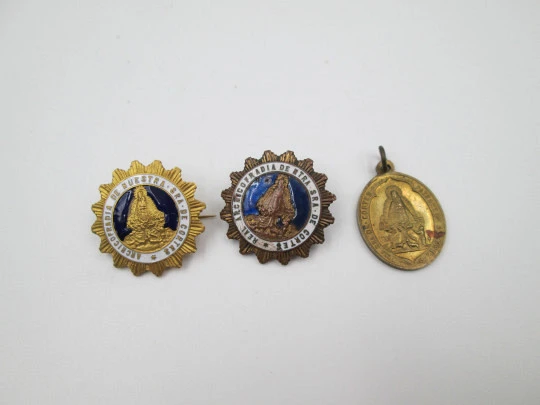 Bronze medal and enamel badges Archconfraternity of Our Lady of Cortes. 1950's
