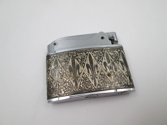 Brother-Lite pocket petrol lighter. Chromed plated. Fleurs-de-lis and vegetal motifs. 1950's