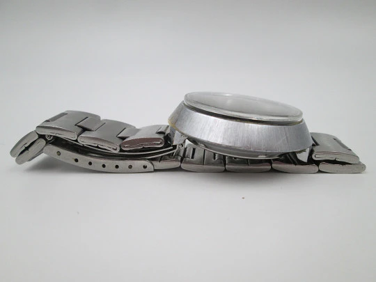 Buler Apollo. Metal cromado y acero inoxidable. Esfera azul. Calendario. Brazalete Buler Apollo. Metal cromado y acero inoxidable. Esfera azul. Calendario. Brazalete