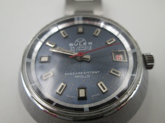 Buler Apollo. Metal cromado y acero inoxidable. Esfera azul. Calendario. Brazalete Buler Apollo. Metal cromado y acero inoxidable. Esfera azul. Calendario. Brazalete