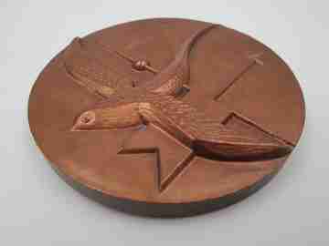 'Bullfight with the cape' FNMT bronze medal. Relief work. Manolo Prieto. 1963