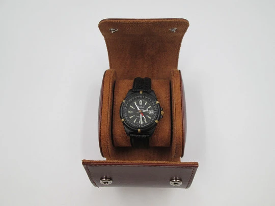 Bulova Ocean Timer. Acero pavonado negro. Automático. Brújula. Estuche piel. 1975