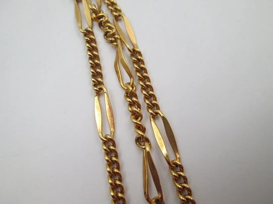 Cadena reloj de bolsillo. Metal chapado oro. Eslabones y espirales. Cierre argolla. 1970