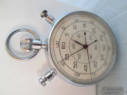 Caenaho CCCP stopwatch. 1970's. Stem-wind. Chrome metal. 2 buttons