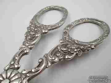 Cake pie scissor serving tongs. 800 sterling silver. Openwork. Flowers. 1930's