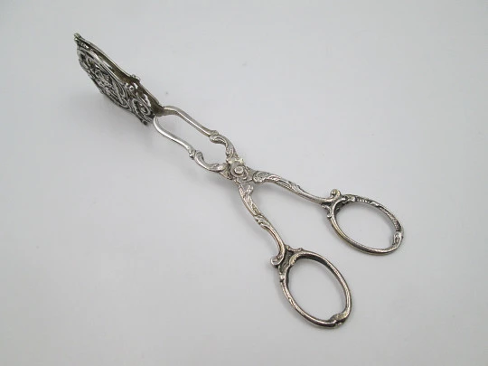 Cake pie scissor serving tongs. Sterling silver. Dancers openwork scene. Europe. 1930's