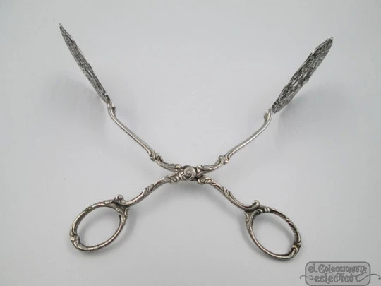 Cake pie scissor serving tongs. Sterling silver. Openwork. Flowers. 1940's