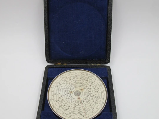 Calculadora Fowler's. Estuche. Metal. UK. Años 40. Circular