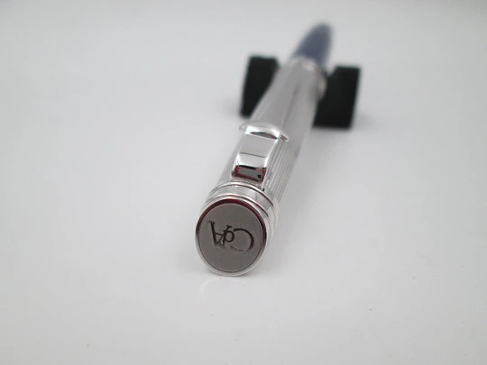 Caran d'Ache Léman ballpoint pen. Bitone resin & silver plated. Twist mechanism. 1990's