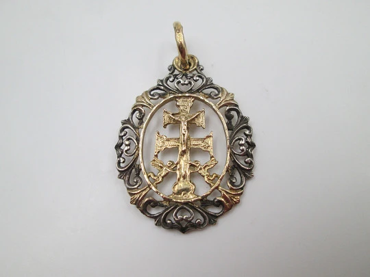 Caravaca cross openwork medal. Sterling silver and vermeil. Vegetable edge. 1980's