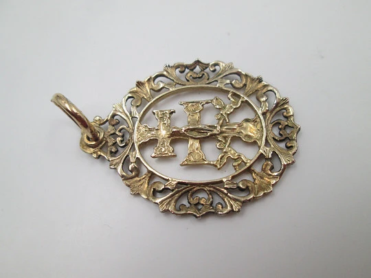 Caravaca cross openwork medal. Sterling silver and vermeil. Vegetable edge. 1980's