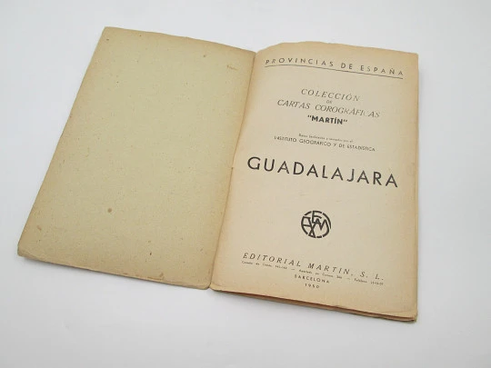 Cartas Corográficas. Mapa entelado Guadalajara. Editorial Martín. 1950