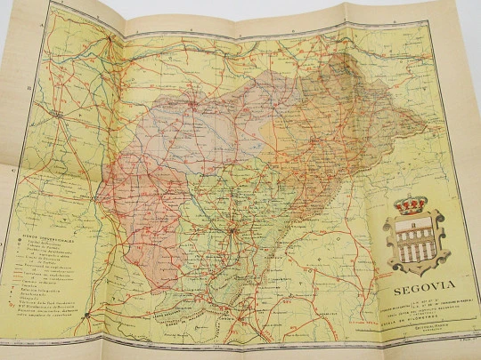 Cartas Corográficas. Mapa entelado Segovia. Editorial Martín. Color. 1963