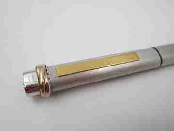 Cartier Le Must Vendome Trinity. Silver and gold plated. Burgundy resin section