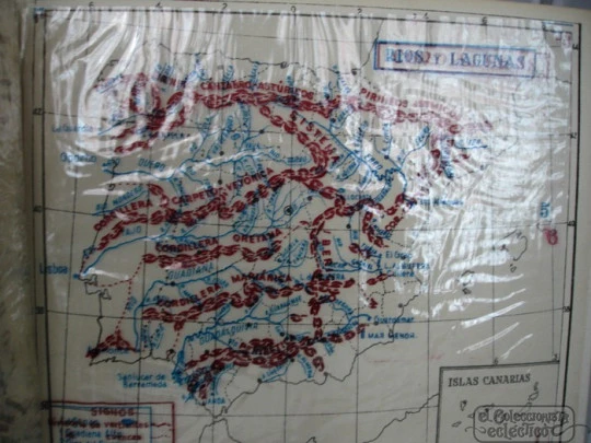 Cartographic pedagogical device Solos. 1956. Spain maps