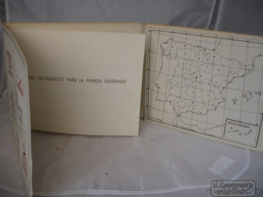 Cartographic pedagogical device Solos. 1956. Spain maps