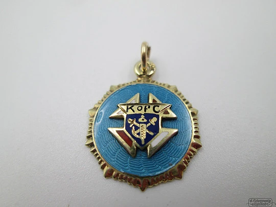 Catholic emblem. Knights of Columbus badge. 10k gold and colours enamel