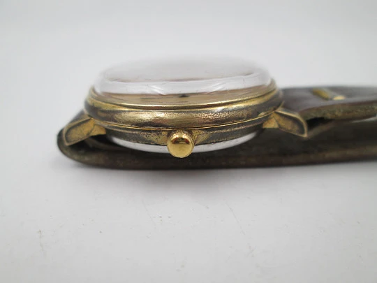 Cauny Darwil. Gold plated and steel. Manual wind. Calendar. Leather strap. 1970's. Swiss Cauny Darwil. Gold plated and steel. Manual wind. Calendar. Leather strap. 1970's. Swiss