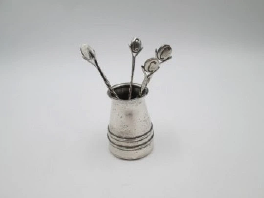 Caviar table service. Five spoons with stand. 925 sterling silver. 1950's. Spain