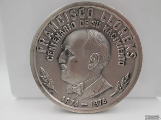 Centenario Francisco Llorens. Bronce niquelado. La Coruña, 1975