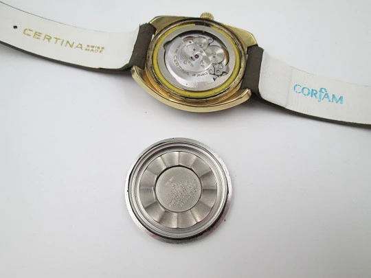 Certina DS-2 Turtle. Steel and gold plated. Automatic. Iridiscent dial. Calendar. 1970's