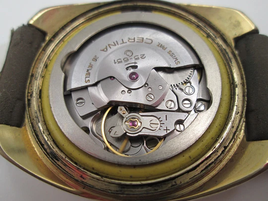 Certina DS-2 Turtle. Steel and gold plated. Automatic. Iridiscent dial. Calendar. 1970's