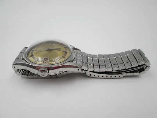 Certina DS Turtle. Stainless steel. Automatic. 1970's. Date. Bracelet