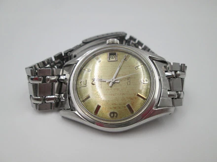 Certina 25-651 - 2576 Sautoir de quantième CE256512576_38423913 Passion