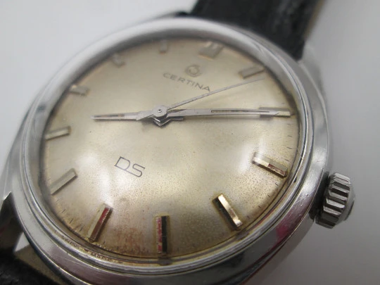 Certina DS Turtle. Stainless steel. Manual wind. Leather strap. Swiss. 1960's