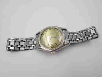 Certina DS. Automático. Acero inoxidable. Calendario. Brazalete. Dial dorado. 1970