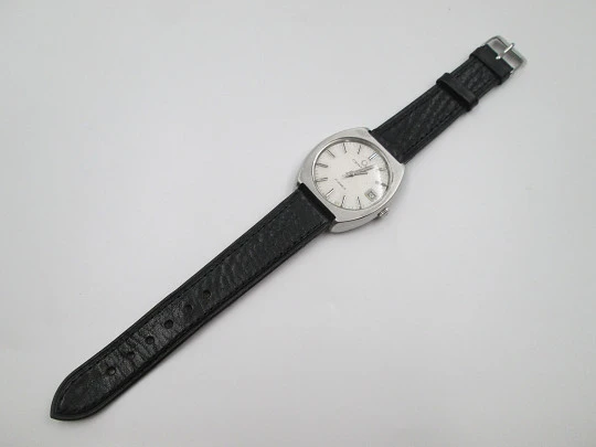 Certina. Stainless steel. Manual wind. Grey sphere. Calendar (date). Swiss. 1970's