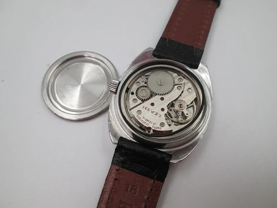 Certina. Stainless steel. Manual wind. Grey sphere. Calendar (date). Swiss. 1970's