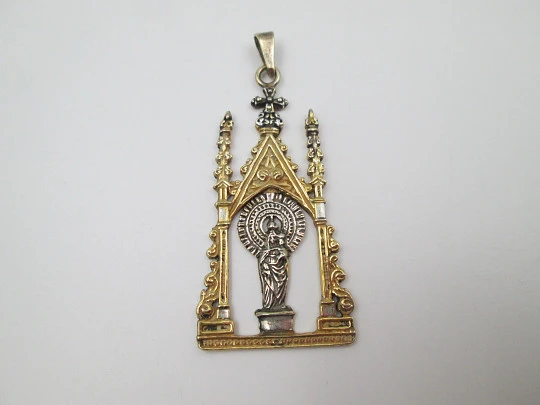 Chapel openwork medal. Virgin of the Pillar. Sterling silver and vermeil. Spain. 1970's