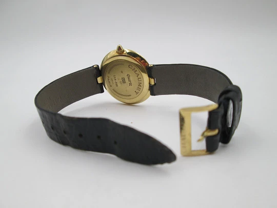 Chaumet París Horas Saltantes. Oro amarillo 18 quilates. Cuarzo. Correa piel. Suiza. 2000