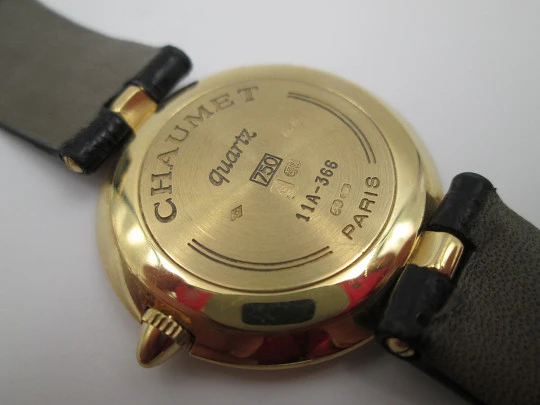 Chaumet París Horas Saltantes. Oro amarillo 18 quilates. Cuarzo. Correa piel. Suiza. 2000