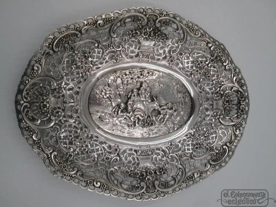 Cherubs tray. 800 sterling silver. Openwork. Flowers baskets. 1910