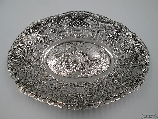 Cherubs tray. 800 sterling silver. Openwork. Flowers baskets. 1910