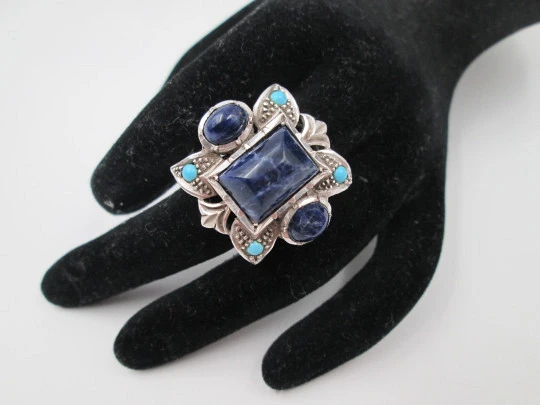 Chevalier style women's ring. Sterling silver & 18k gold. Turquoises and lapis lazuli. 1950's