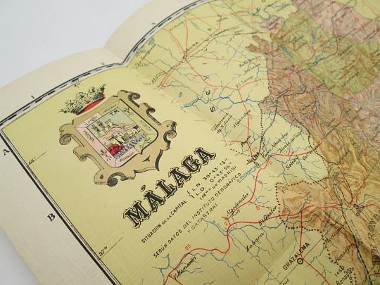 Chorographic charts. Coated fabric Malaga map. Martin publisher. 1950