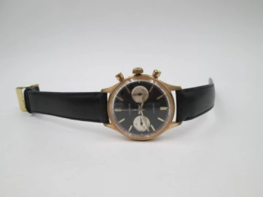 Chronograph Longma. 1970's. Gold-plated. Manual wind