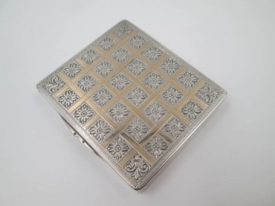 Cigarette case. 925 sterling silver & rolled gold. 1940's. Flowers motifs
