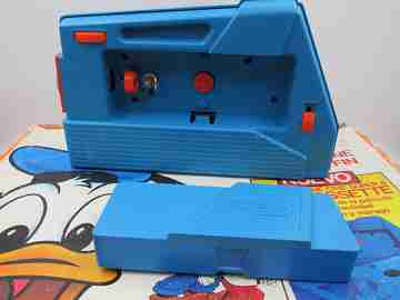 CinExin Super 8 projector with Goofy trainee airman film. Original box. 1980's