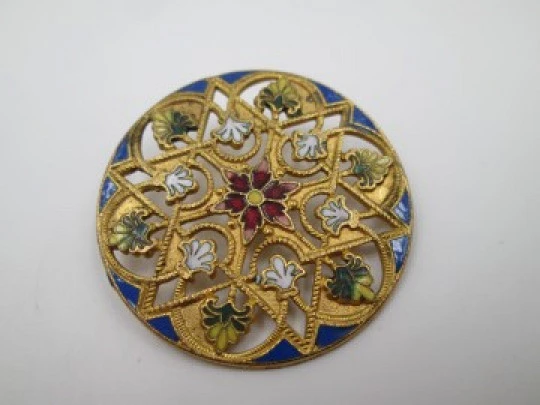 Circle openwork button. Gold plated and colours enamel. Flowers motifs. 1970's