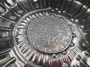 Circular ashtray, Carlos IV coins and ribbed motifs. Sterling silver. 1970's
