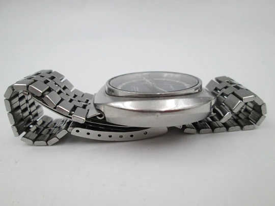 Citizen automatic watch. Stainless steel. Calendar. Bracelet. Blue sphere. Japan. 1970's