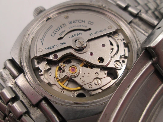 Citizen automatic watch. Stainless steel. Calendar. Bracelet. Blue sphere. Japan. 1970's