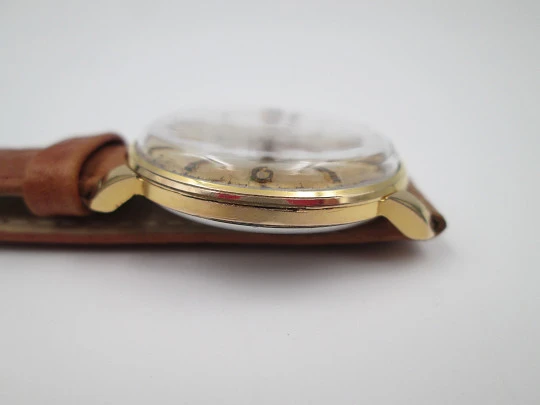 Cler Watch. Acero inoxidable y chapado oro. Cuerda manual. Segundero. 1970