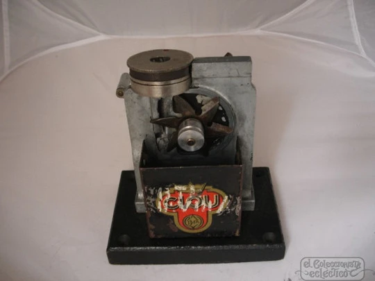 Clou office mechanical pencil sharpener. Cast iron and metal