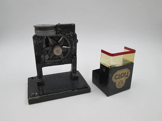 Clou office mechanical pencil sharpener. Cast iron painted